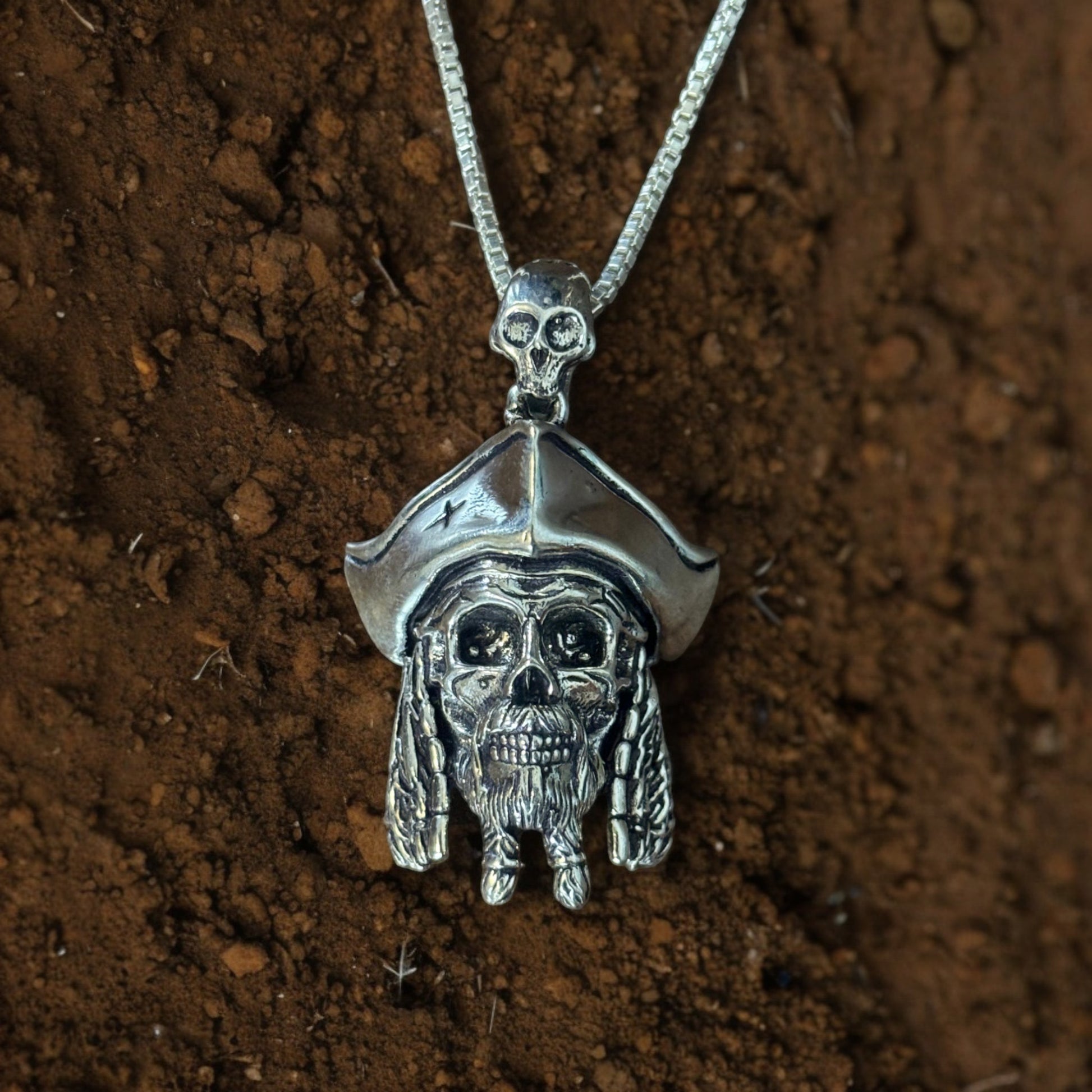 Pirate Skull Pendant - Tradition X