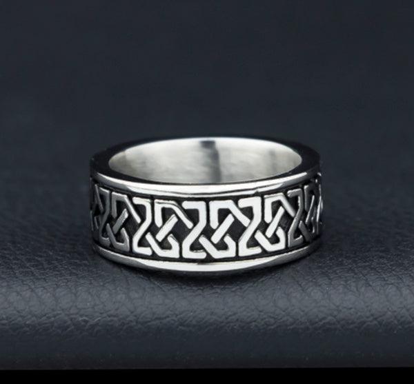 Vintage Retro Pattern Ring - Tradition X