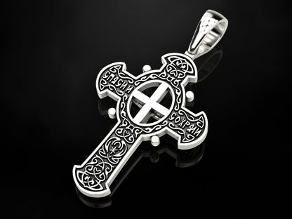 CROSS PENDANT - Tradition X