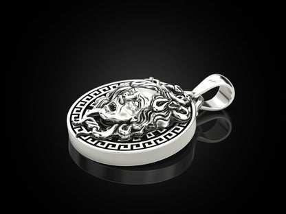 Medusa Gorgon Pendant - Tradition X